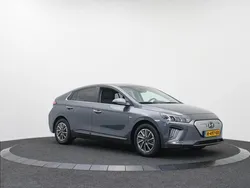 Grijs Gebruikt 2020 Hyundai Ioniq Comfort Sedan | € 16.750 (Eerlijke prijs)