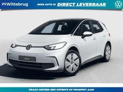 Wit, metallic lak Gebruikt 2024 VW ID.3 Pure Hatchback | € 30.995 (Super prijs)