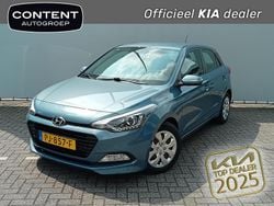 Blauw Gebruikt 2017 Hyundai i20 Comfort Hatchback | € 10.940 (Eerlijke prijs)
