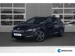 Zwart Gebruikt 2022 Skoda Superb Business Line Stationwagen | € 31.445 (Iets duurder)