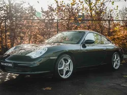 Groen Gebruikt 2003 Porsche 911 Carrera 4 Coupé | € 45.500 (Eerlijke prijs)