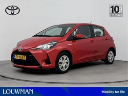 Rood Gebruikt 2018 Toyota Yaris Hybrid Active Hatchback | € 14.945 (Eerlijke prijs)