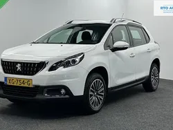 Wit, metallic lak Gebruikt 2018 Peugeot 2008 SUV | € 10.000 (Goede deal)