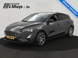 Grijs Gebruikt 2020 Ford Focus Business Edition Hatchback | € 16.440 (Eerlijke prijs)