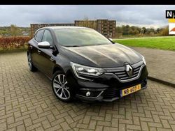 Zwart Gebruikt 2017 Renault Mégane IV Bose Edition Hatchback | € 9.950 (Eerlijke prijs)