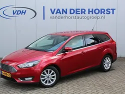 Rood Gebruikt 2015 Ford Focus Titanium Stationwagen | € 8.250 (Eerlijke prijs)