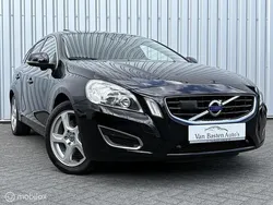 Zwart Gebruikt 2011 Volvo V60 Summum Stationwagen | € 12.995 (Iets duurder)