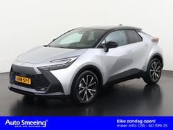 (2vu) Gebruikt 2025 Toyota C-HR Business Edition SUV | € 33.945 (Eerlijke prijs)