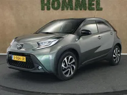 Groen Gebruikt 2023 Toyota Aygo Pulse Hatchback | € 18.945 (Eerlijke prijs)