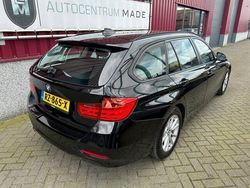 Zwart Gebruikt 2013 BMW 318 Executive Stationwagen | € 6.999 (Iets duurder)