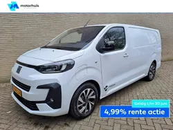 Wit Nieuw 2025 Fiat Scudo MPV | € 41.500