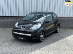 Zwart Gebruikt 2011 Peugeot 107 Hatchback | € 3.495 (Eerlijke prijs)