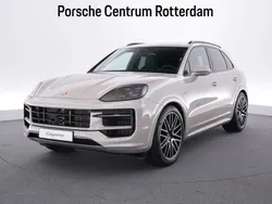 Cashmere beige metallic Gebruikt 2024 Porsche Cayenne SUV | € 137.900