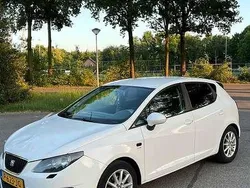 Wit Gebruikt 2010 Seat Ibiza Style MPV | € 2.300 (Super prijs)