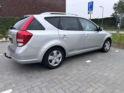 Grijs Gebruikt 2010 Kia Ceed MPV | € 2.000 (Eerlijke prijs)