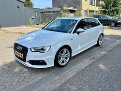 Wit Gebruikt 2016 Audi A3 Sportback Ambiente Hatchback | € 14.900 (Eerlijke prijs)