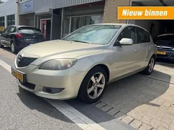 Grijs Gebruikt 2006 Mazda 3 Inclusive Hatchback | € 1.195 (Eerlijke prijs)