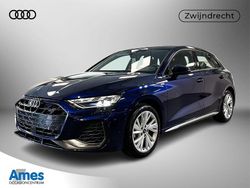 Blauw Gebruikt 2025 Audi A3 Sportback S-Line Hatchback | € 39.995 (Iets duurder)