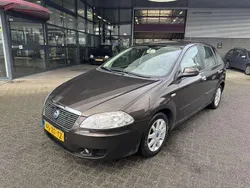 Bruin Gebruikt 2009 Fiat Croma Dynamic Hatchback | € 590 (Super prijs)