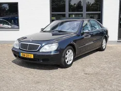 Zwart, metallic lak Gebruikt 2000 Mercedes S500 Sedan | € 14.950 (Duur)
