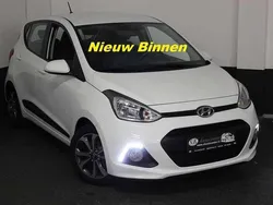 Wit Gebruikt 2016 Hyundai i10 Edition Hatchback | € 9.950 (Eerlijke prijs)