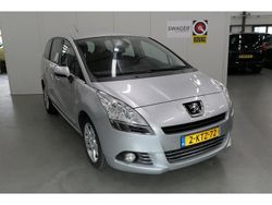 Grijs Gebruikt 2011 Peugeot 5008 MPV | € 2.495 (Goede deal)