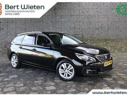 Zwart Gebruikt 2020 Peugeot 308 Stationwagen | € 12.245 (Eerlijke prijs)