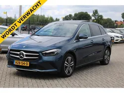 Blauw Gebruikt 2021 Mercedes E250 Premium Plus MPV | € 28.900 (Eerlijke prijs)