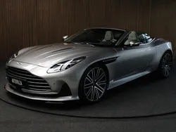 Grijs, metallic lak Gebruikt 2024 Aston Martin DB12 Cabriolet | € 329.500