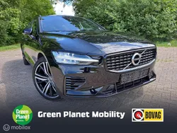 Zwart Gebruikt 2021 Volvo V60 R-Design Stationwagen | € 30.900 (Eerlijke prijs)