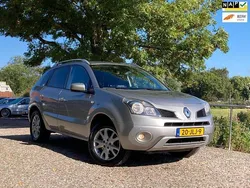 Grijs Gebruikt 2009 Renault Koleos Dynamique SUV | € 4.750 (Iets duurder)