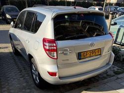 Grijs Gebruikt 2010 Toyota RAV4 SUV | € 13.000 (Eerlijke prijs)
