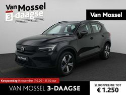 Zwart Gebruikt 2023 Volvo XC40 Core SUV | € 31.945