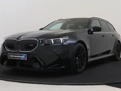 Zwart Nieuw 2025 BMW M5 Stationwagen | € 164.897