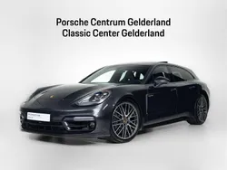 Vulkaangrijs metallic Gebruikt 2024 Porsche Panamera 4 Platinum Edition Sedan | € 119.900 (Iets duurder)