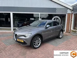 Grijs Gebruikt 2017 Alfa Romeo Stelvio SUV | € 25.950 (Iets duurder)