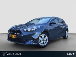 Grijs Gebruikt 2024 Kia Ceed Hatchback | € 30.935 (Iets duurder)