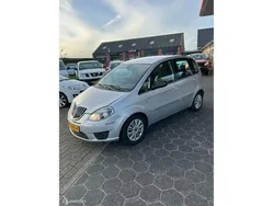 Grijs Gebruikt 2012 Lancia Musa S MPV | € 4.950 (Eerlijke prijs)