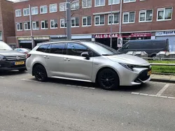 Grijs Gebruikt 2020 Toyota Corolla Stationwagen | € 19.500