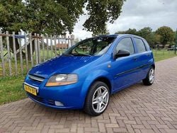 Blauw Gebruikt 2004 Chevrolet Kalos Hatchback | € 1.249 (Eerlijke prijs)