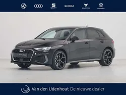 Zwart Nieuw 2024 Audi A3 Sportback e-tron S-Line Sedan | € 36.840 (Eerlijke prijs)