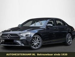 Grijs Gebruikt 2023 Mercedes E400 AMG line Sedan | € 77.950