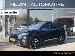 Zwart, metallic lak Nieuw 2025 Peugeot e-2008 Avantage SUV | € 41.425 (Eerlijke prijs)