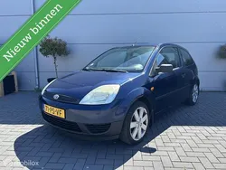 Blauw Gebruikt 2004 Ford Fiesta Futura Hatchback | € 999 (Eerlijke prijs)