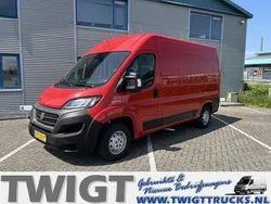 Rood Gebruikt 2020 Fiat Ducato Van | € 14.950 (Super prijs)