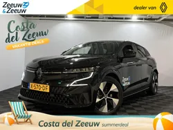 Noir étoilé gne (donker zwart) Gebruikt 2023 Renault Mégane Evolution Hatchback | € 30.935 (Eerlijke prijs)