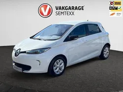 Wit Gebruikt 2013 Renault Zoe Zen Hatchback | € 4.350 (Eerlijke prijs)