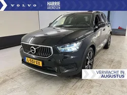 Zwart, metallic lak Gebruikt 2021 Volvo XC40 Inscription SUV | € 30.899 (Eerlijke prijs)