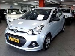 Zilver Gebruikt 2015 Hyundai i10 Hatchback | € 4.750 (Goede deal)