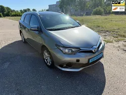 Grijs Gebruikt 2016 Toyota Auris Touring Sports Trend Stationwagen | € 6.999